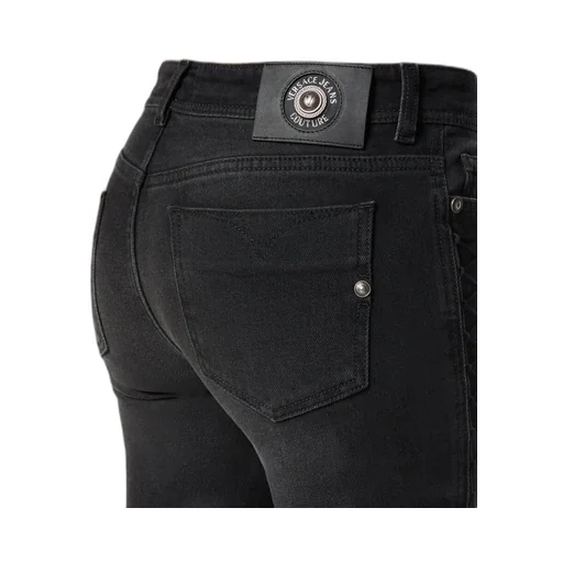Belt-Loop Jeans
