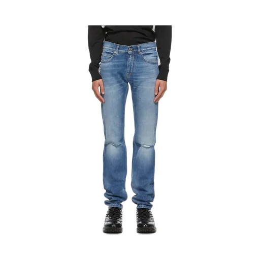 Logo-Patch Distressed Denim Jeans