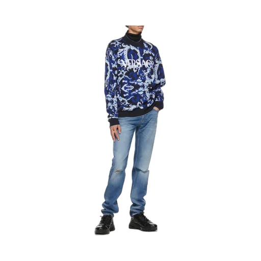 Logo-Patch Distressed Denim Jeans