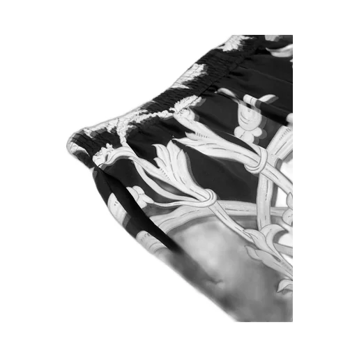 Acanthus Leaves Barocco Printed Shorts