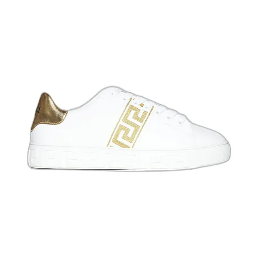 Logo Patch Low-Top Sneakers