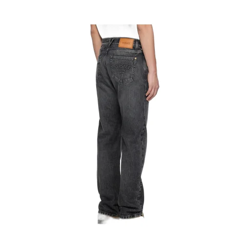 Logo-Patch Straight-Leg Jeans