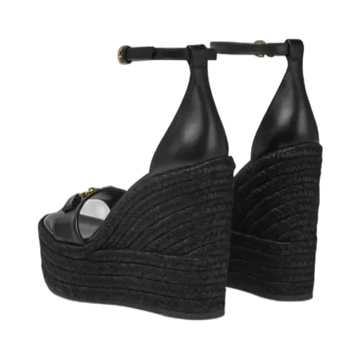 Medusa '95 Round-Toe Sandals