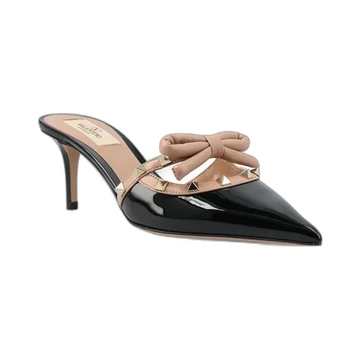 Rockstud Bow Detailed Pointed Toe Pumps