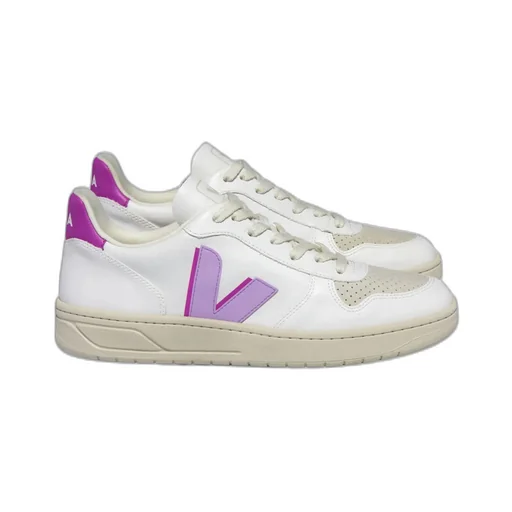 V10 Low-Top Sneakers