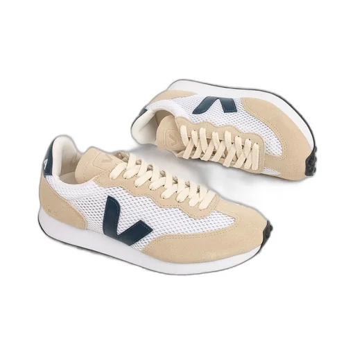 Logo Low-Upper Sports Shoes