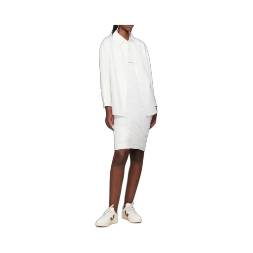 V90 Low-Top Sneakers