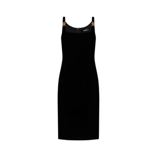 Sleeveless Velvet Dress