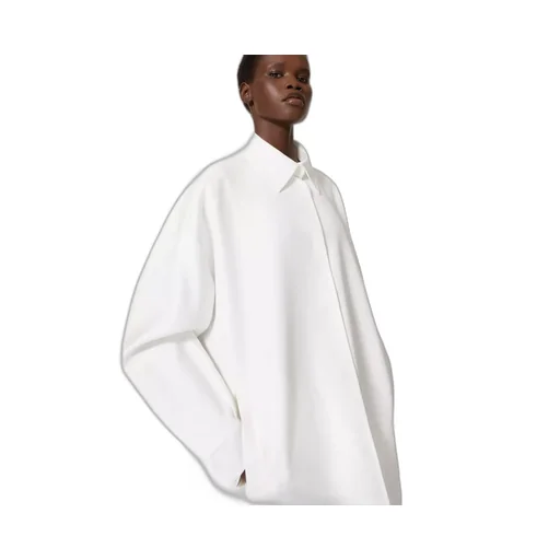 Buttoned Long-Sleeved Shirt