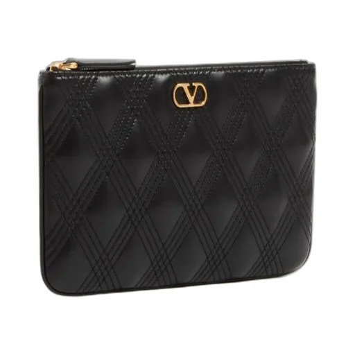 Garavani Quiltie 67 Pouch In Quilted Nappa