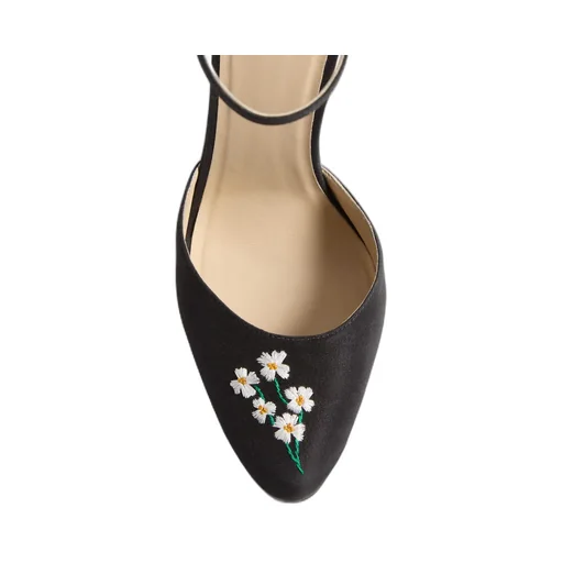 Dolly Floral Embroidered Pumps