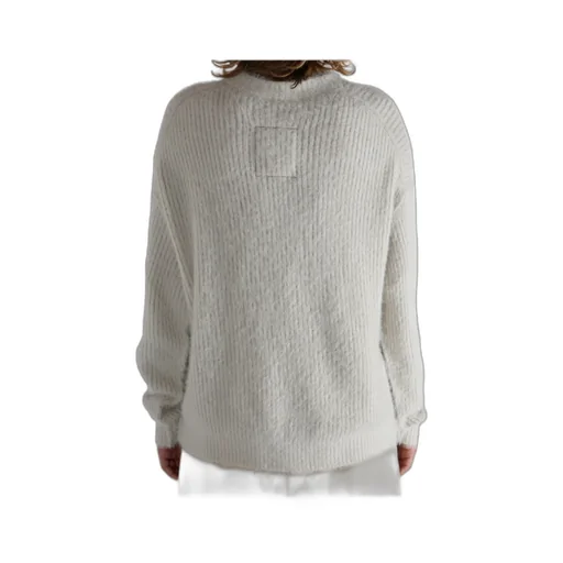 Round Neck Top