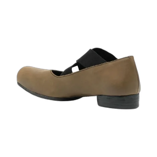 Square-Toe Ballet Flats