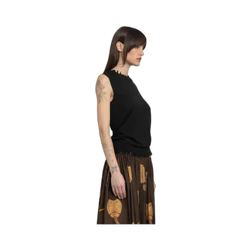 Tuft Edge Top
