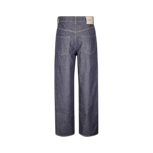 Wide-Leg Jeans