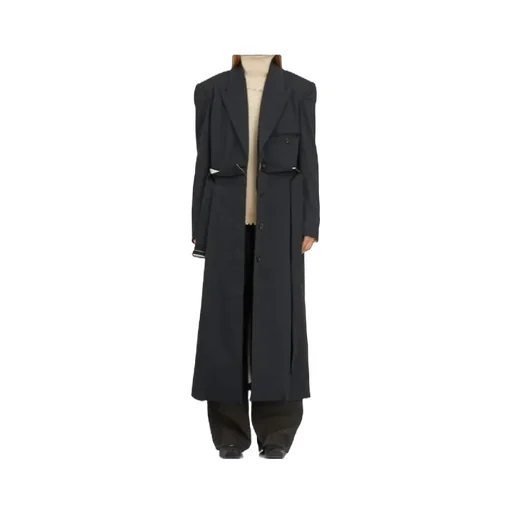Long-Sleeved Windbreaker