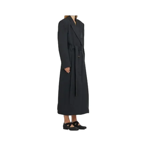 Long-Sleeved Windbreaker