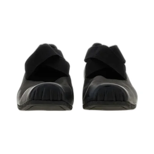Square-Toed Ballet Shoes