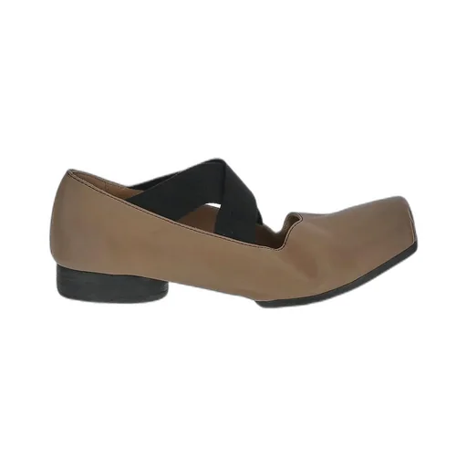 Square-Toed Flats