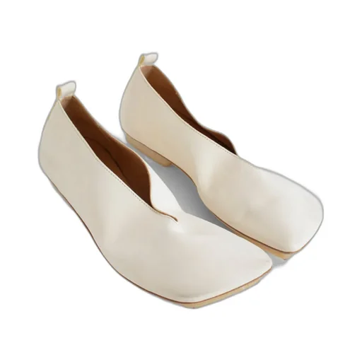 Asymmetric-Toe Leather Ballerina Shoes