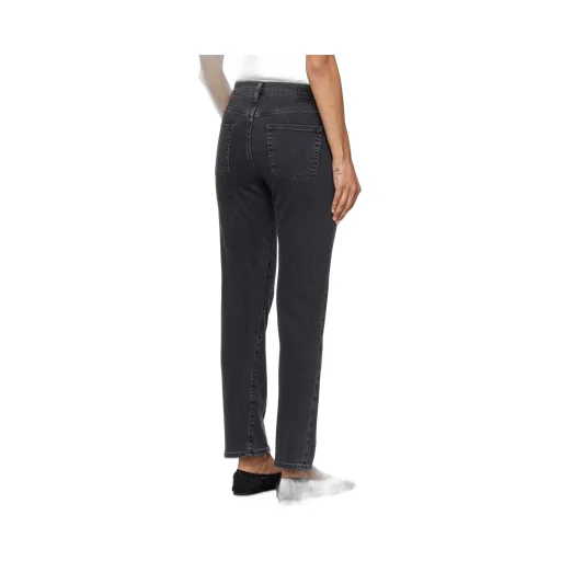 Cropped Tapered Jeans
