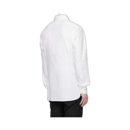 Buttoned Long-Sleeved Shirt