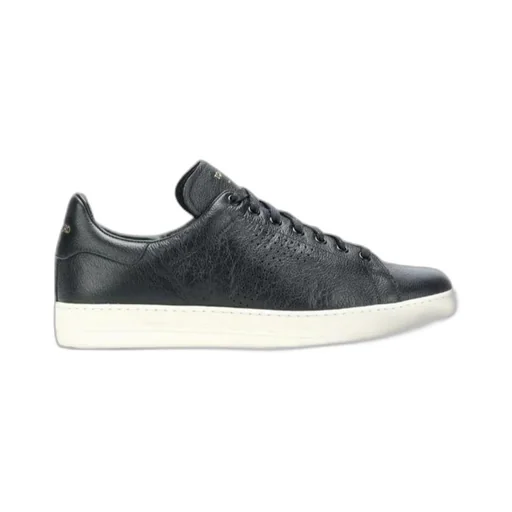 Hollowed-Out T-Shaped Casual Sneakers