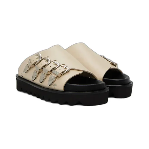 Buckle Detail Slides