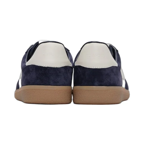 Archer Sneakers