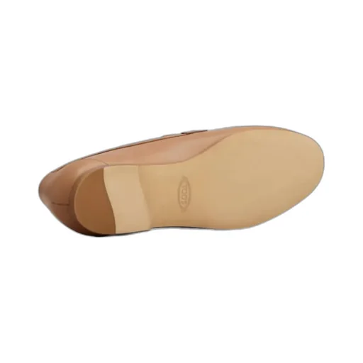 Clamp Detailed Loafers