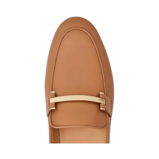Clamp Detailed Loafers