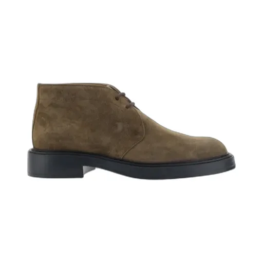 Desert Round Toe Lace-Up Boots
