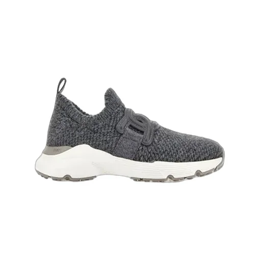 Round-Head Sneakers