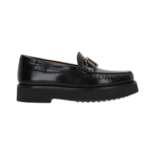 Logo Plaque Round Toe Loafers