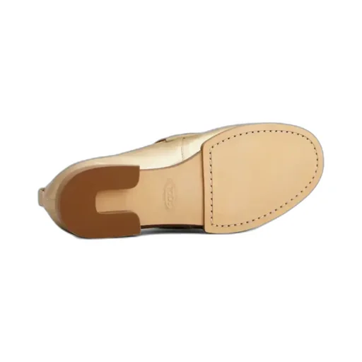 Logo-Plaque Metallic-Finish Loafers