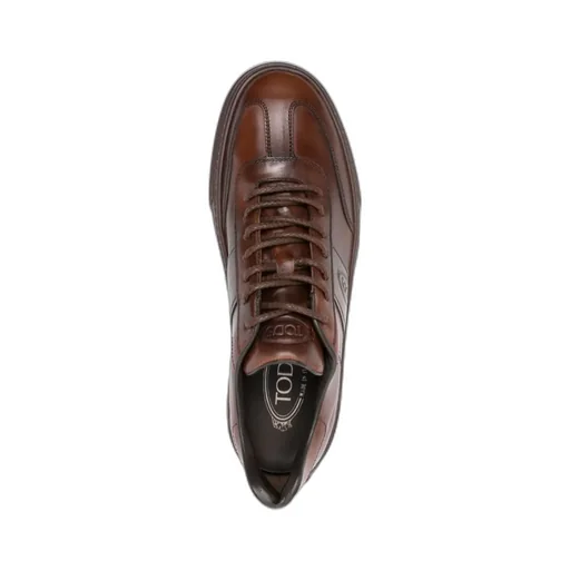 Logo-Debossed Round Toe Lace-Up Sneakers
