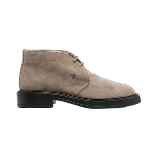 Desert Round Toe Lace-Up Boots
