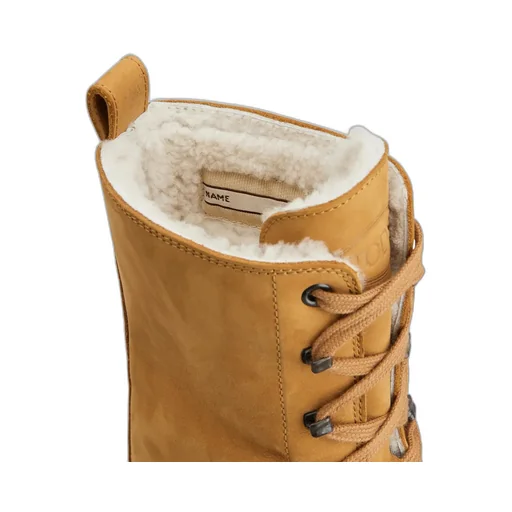 Lace-Up Gommino Boots