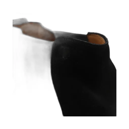 Round Toe Chelsea Boots
