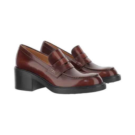 Logo Plaque Heeled Loafers