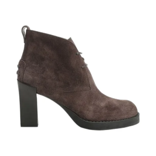Round-Toe Lace-Up Ankle Boots