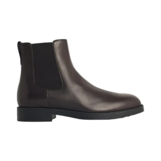 Round Toe Chelsea Boots