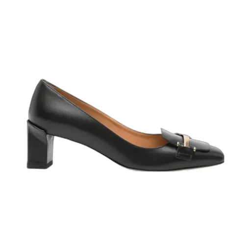 Leather Pumps