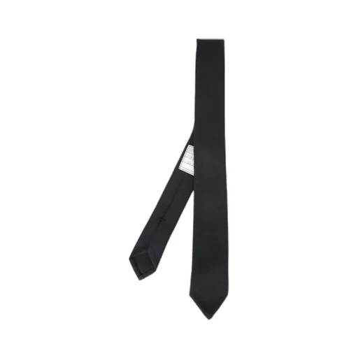 Classic Pointed Tie