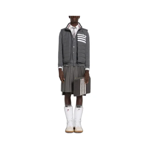4-Bar Motif Zipped Gilet