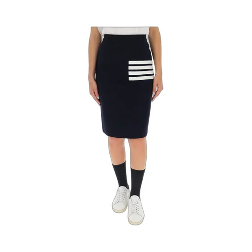 4-Bar Fitted Skirt