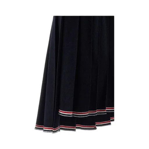 Pleated Full Needle Knitted Skirt