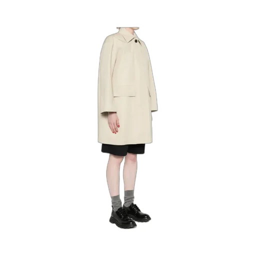 Long-Sleeved Windbreaker