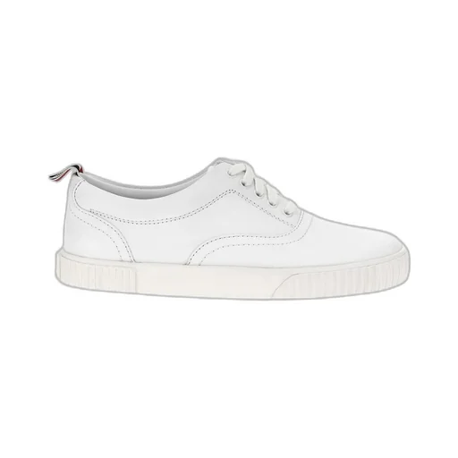 Heritage Round Toe Sneakers