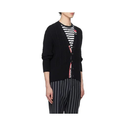 V-Neck Buttoned Knitted Cardigan